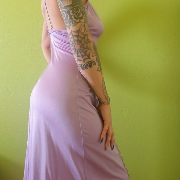 ๐ Vintage Purple See Thru Lace Gown ๐ - Picture 4 of 5